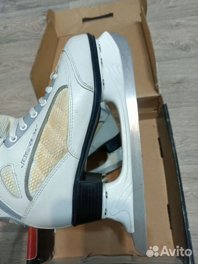 Коньки фигурные