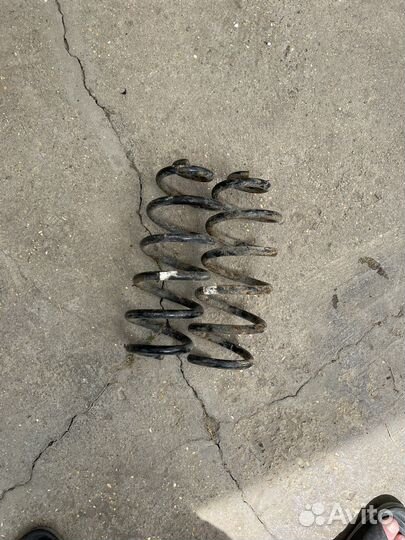 Пружины на весту