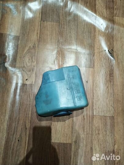 Бачок омавателя