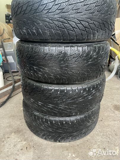 Nokian Tyres Hakkapeliitta R 215/55 R17