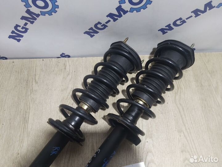 Стойки задние пара Toyota Chaser JZX90 GX90