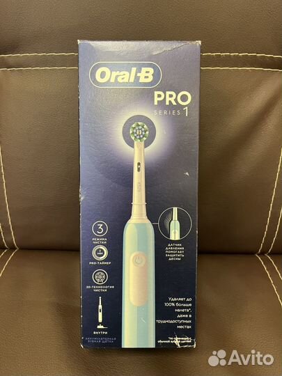 Электрическая зубная щетка oral b pro