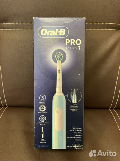 Электрическая зубная щетка oral b pro