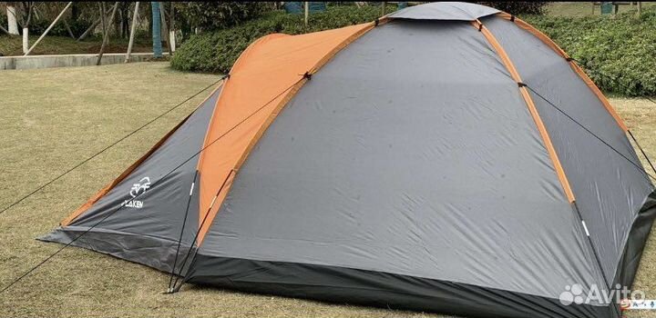 Палатка трёхместная (новая)