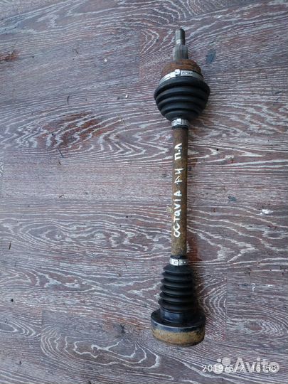 Полуось передняя левая для Skoda Octavia (A4 1U)