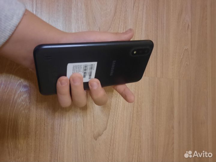 Samsung Galaxy A01, 2/16 ГБ