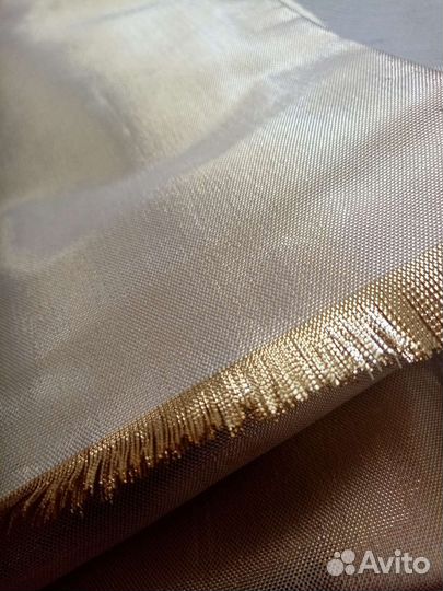 Ткани. Отрез Парчи золотой