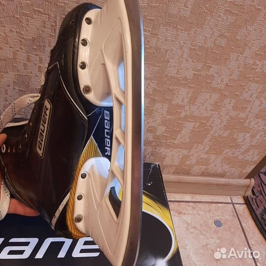 Хоккейные коньки bauer 42 размер