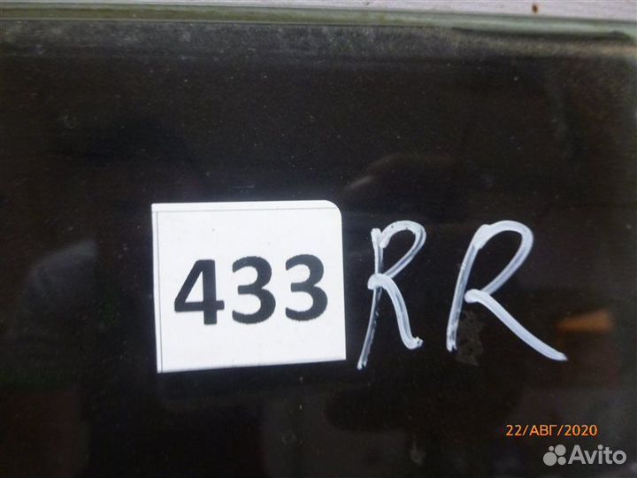 Стекло двери заднее правое Toyota Camry GSV40