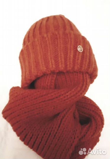Комплект шапка и снуд Новый