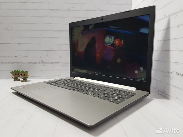 Игровой ноутбук Lenovo 2видеокарты/4Gb/SSD