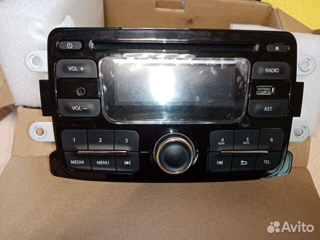 Магнитола штатная с рамкой