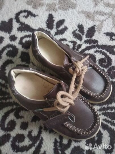 Туфли 27 и 30разм.новые;Кросы 23,25,28 разм