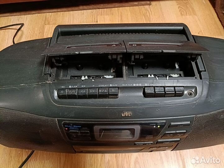 Двухкассетный JVC