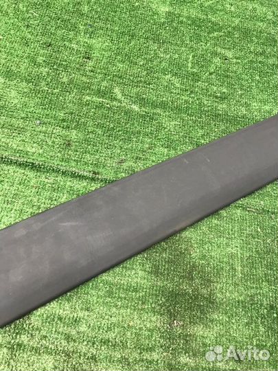 Молдинг двери передний левый Suzuki Sx4 2006-2013