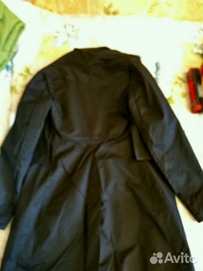 Плащ черный