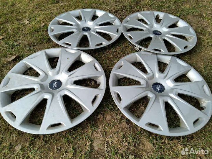 Оригинальные колпаки Ford R16