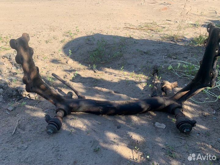 Балка передняя поперечная Vaz Niva