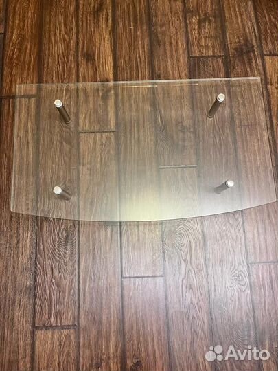 Стеклянная полка для телевизора