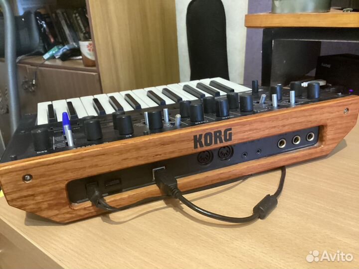 Аналоговый Синтезатор Korg Monologue