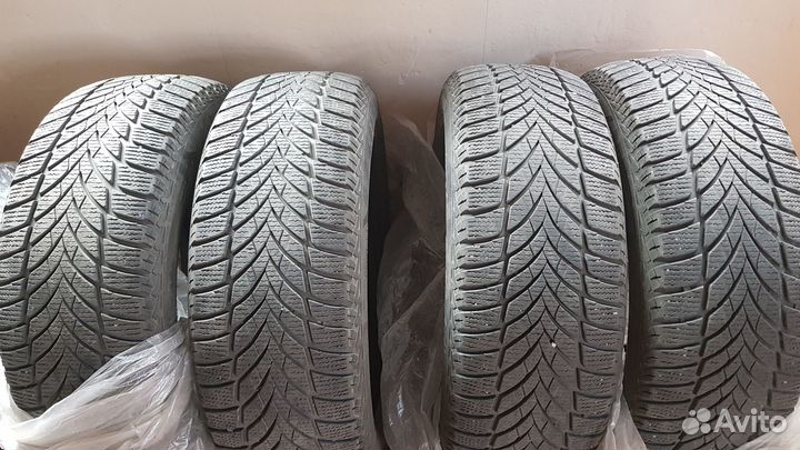 Goodyear UltraGrip 205/55 R16 94T