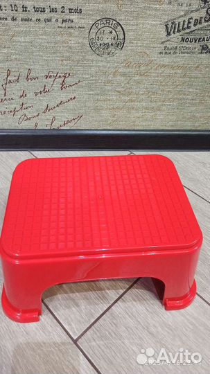 Подставка для ног ступенька красная