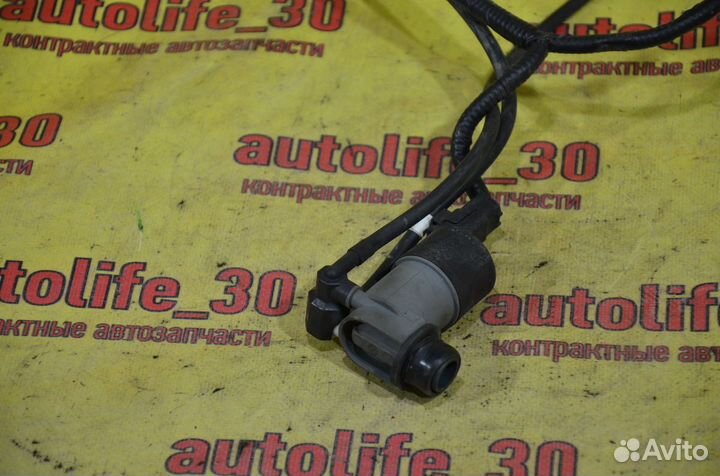 Мотор омывателя стекла лобового Nissan Qashqai (J1