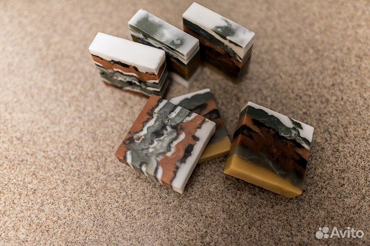 Мыло ручной работы с косметической глиной