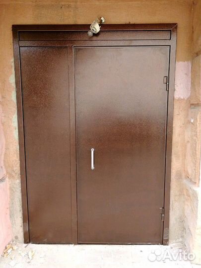 Изготовление стальных дверей, тамбуров, подъездных