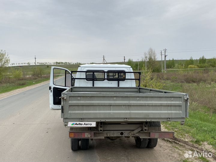 ГАЗ ГАЗель 3302 бортовой, 2003