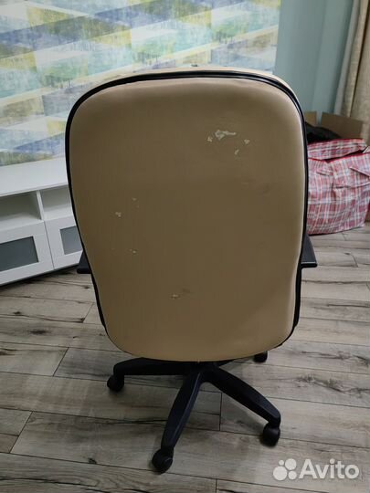 Компьютерное кресло