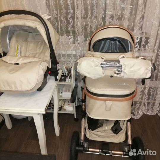 Коляска 3 в 1 с автолюлькой