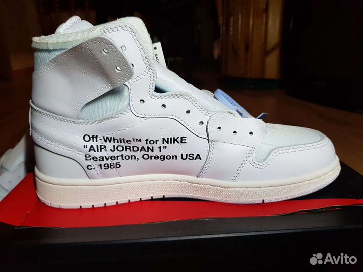 Air Jordan 1 Retro High Off-White 10 US