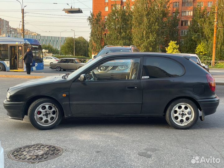 Toyota Corolla 1.3 МТ, 1998, 200 000 км