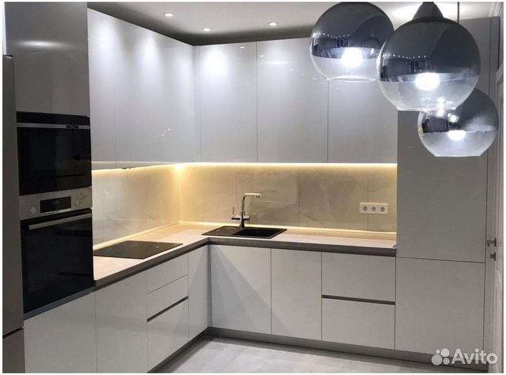 Кухонный гарнитур на заказ. Под ключ
