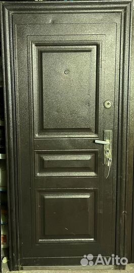 Металлическая дверь бу