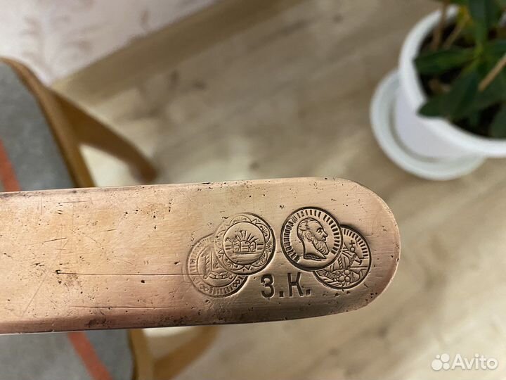 Медный ковш