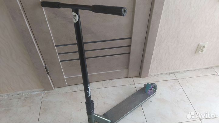 Трюковой самокат tech team