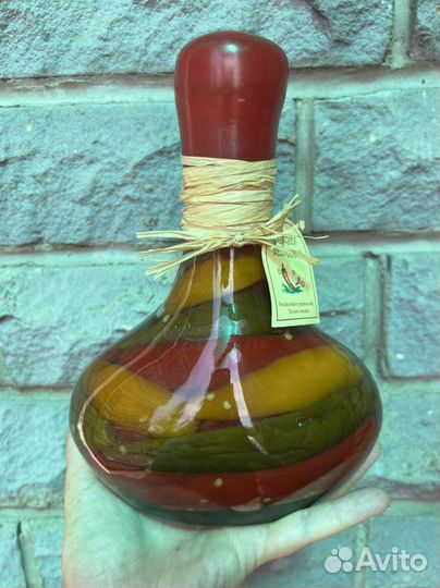 Декоративная бутылка с перцем для кухни