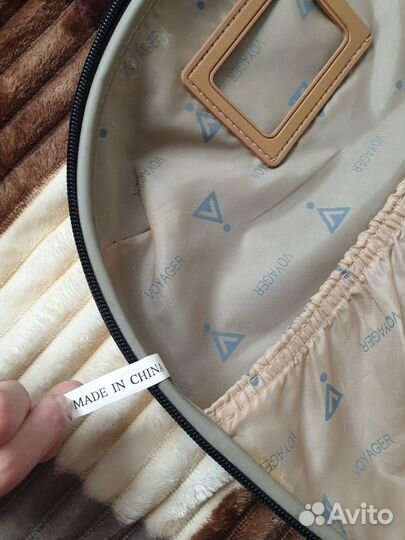 Дорожный чемодан, дорожный кейс