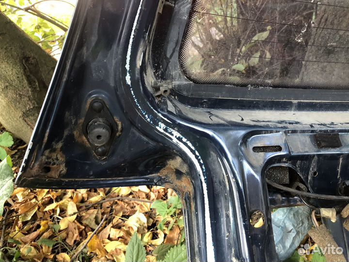 Крышка багажника пассат б3