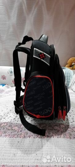 Школьный рюкзак