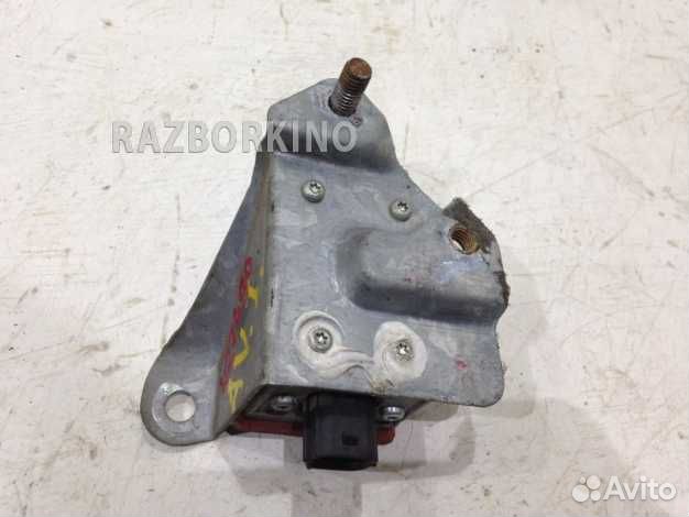 Датчик SRS Тойота Avensis 1 T220