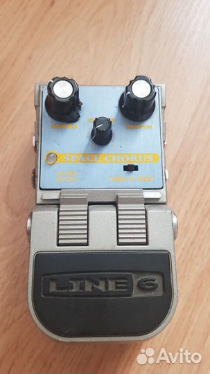 Гитарный эффект Space chorus line 6