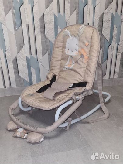 Шезлонг для новорожденных