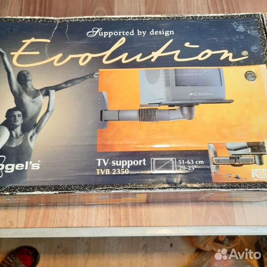 Настенный кронштейн с полкой под TV