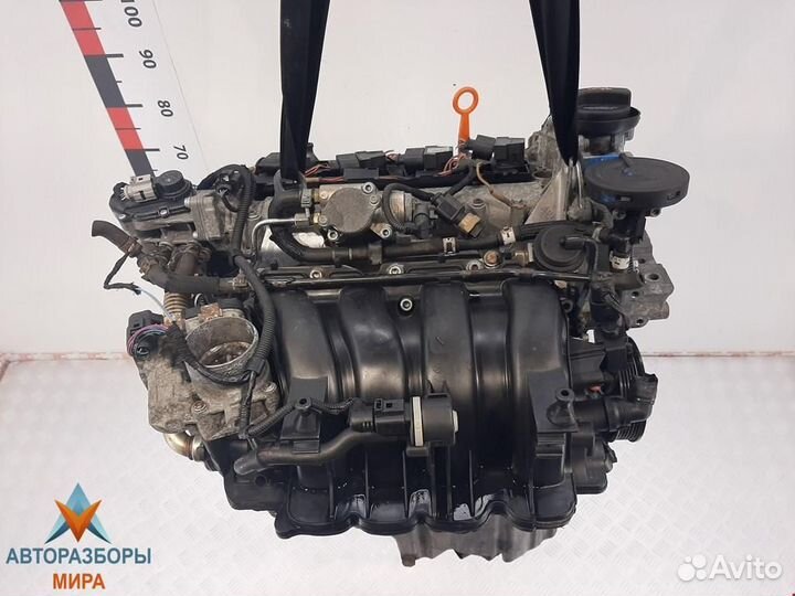 Топливная рампа Volkswagen Golf 4 2005 03C133204AH