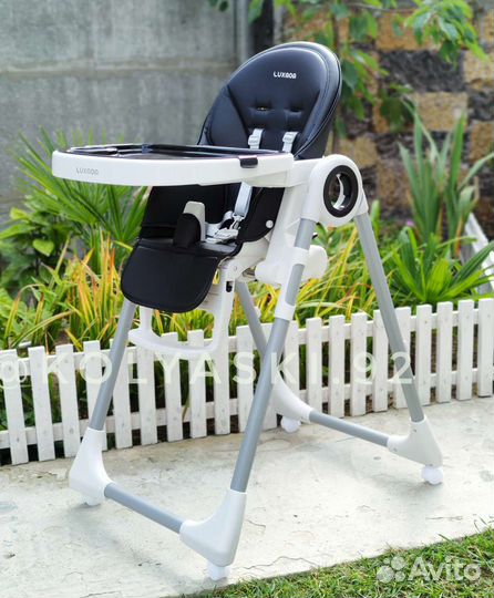 Стульчик для кормления Luxmom Q1