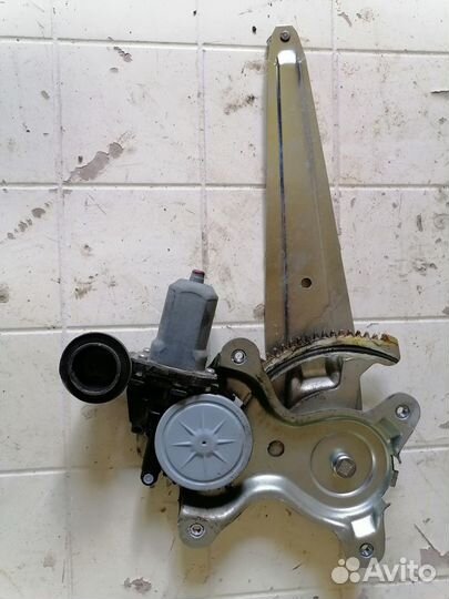 Стеклоподъемник Toyota Highlander 2011 3.5 АКПП