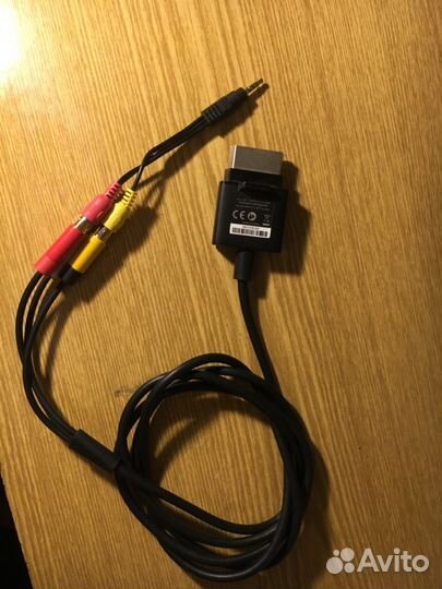 Видео кабель для Xbox 360 оригинал